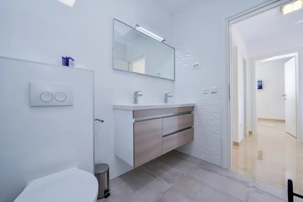 Luxury Apartment Arta-2 With Heated Pool And Jacuzzi Bibinje